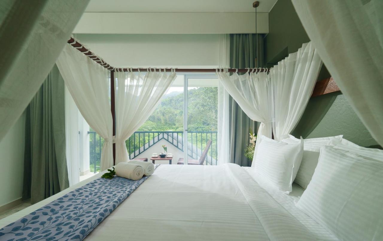 Eden Woods Resorts And Spa ムンナル エクステリア 写真
