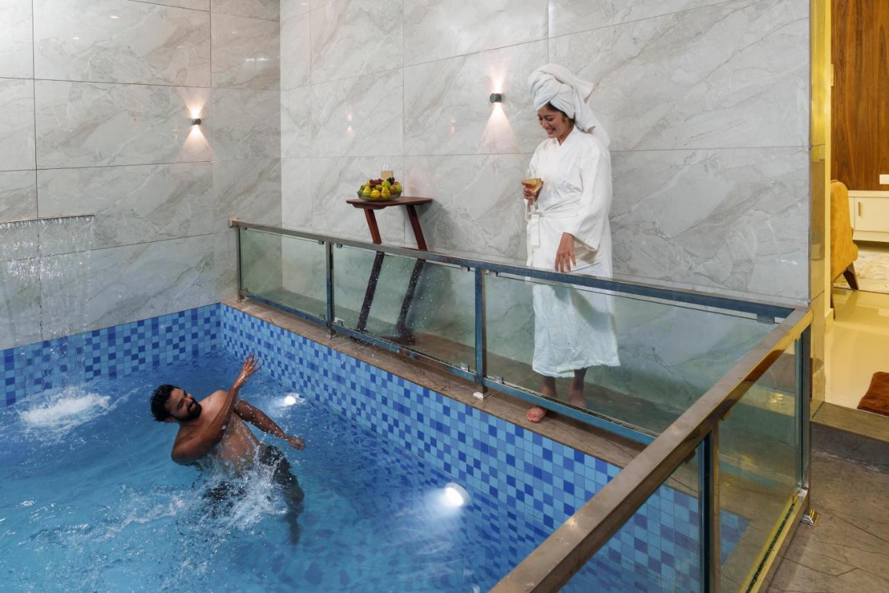 Eden Woods Resorts And Spa ムンナル エクステリア 写真