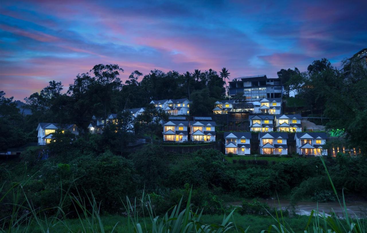 Eden Woods Resorts And Spa ムンナル エクステリア 写真